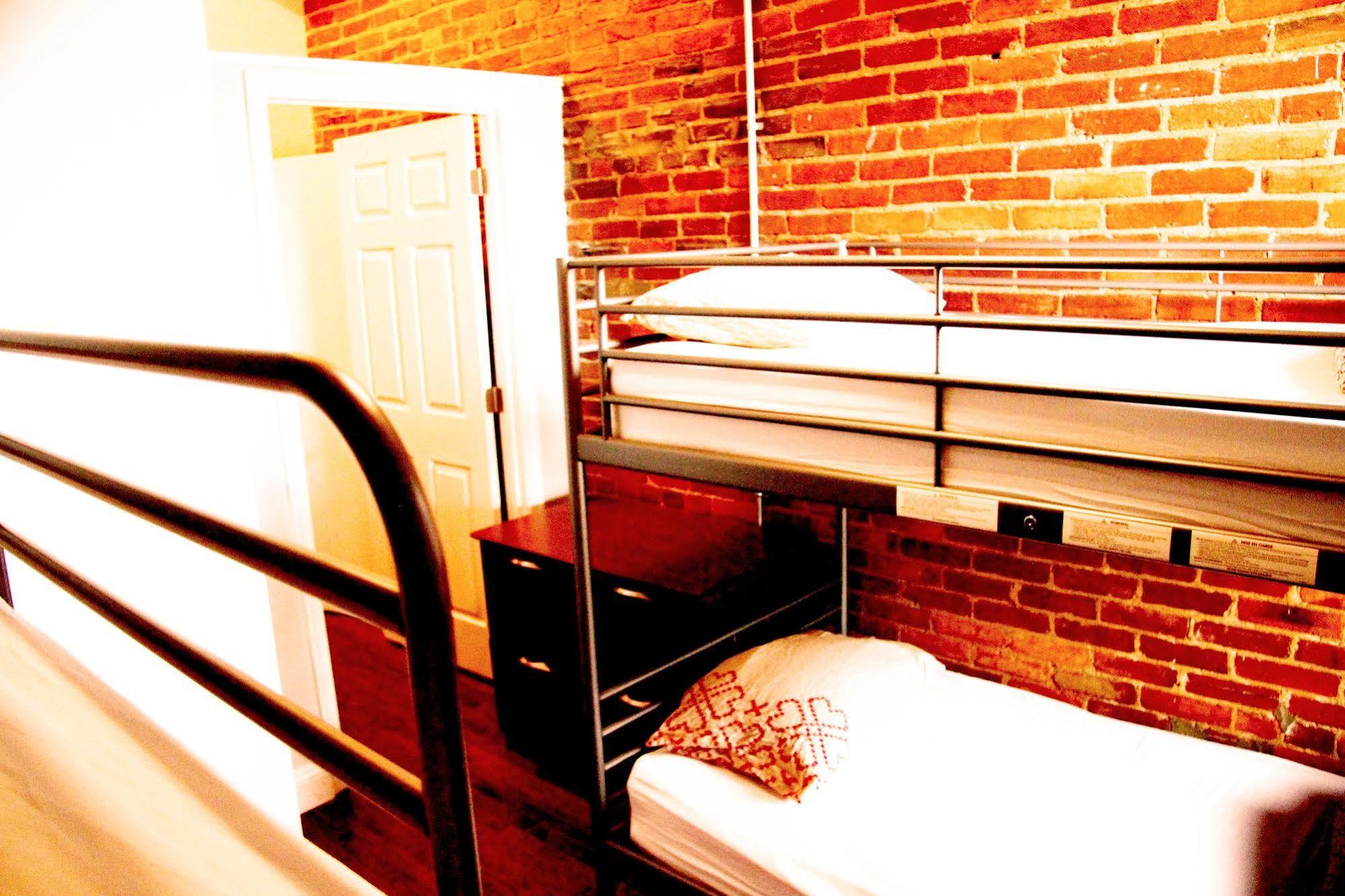 ดูโอ เฮาส์ซิง Hostel วอชิงตัน ภายนอก รูปภาพ